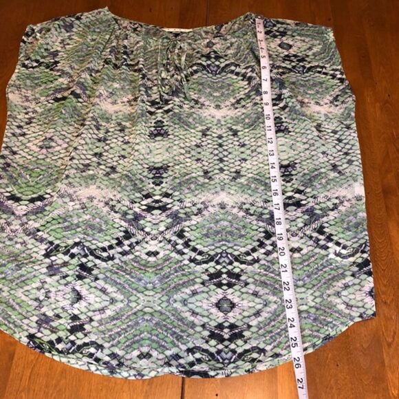 CAbi Women’s Blue/Green Print Sleeveless Blouse Top Shirt 746 Sz M - Picture 11 of 13